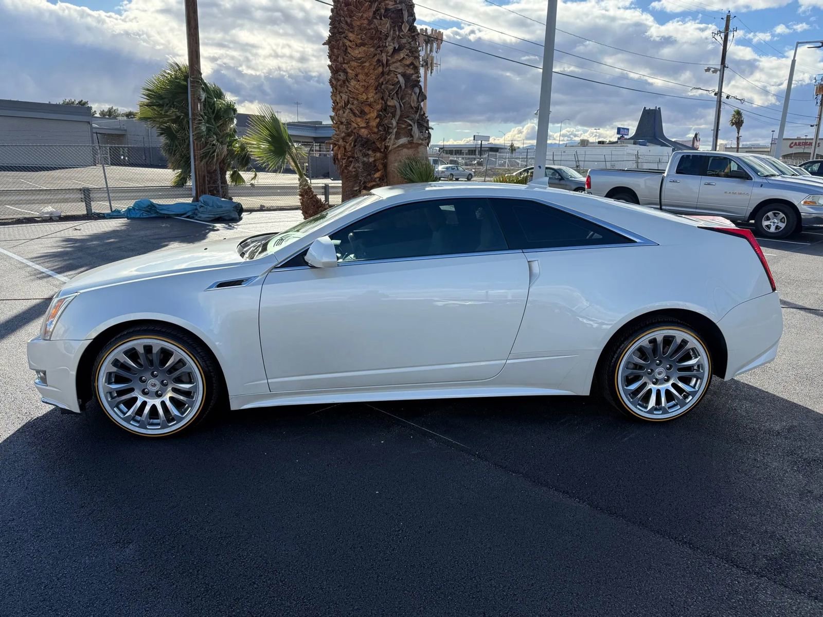 Used 2014 Cadillac CTS Premium image 2