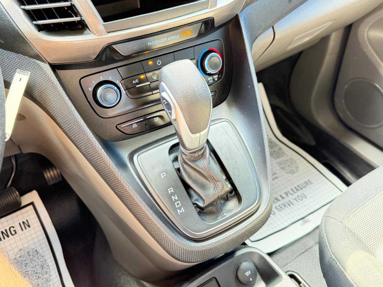 Used 2022 Ford Transit Connect XL FWD image 23