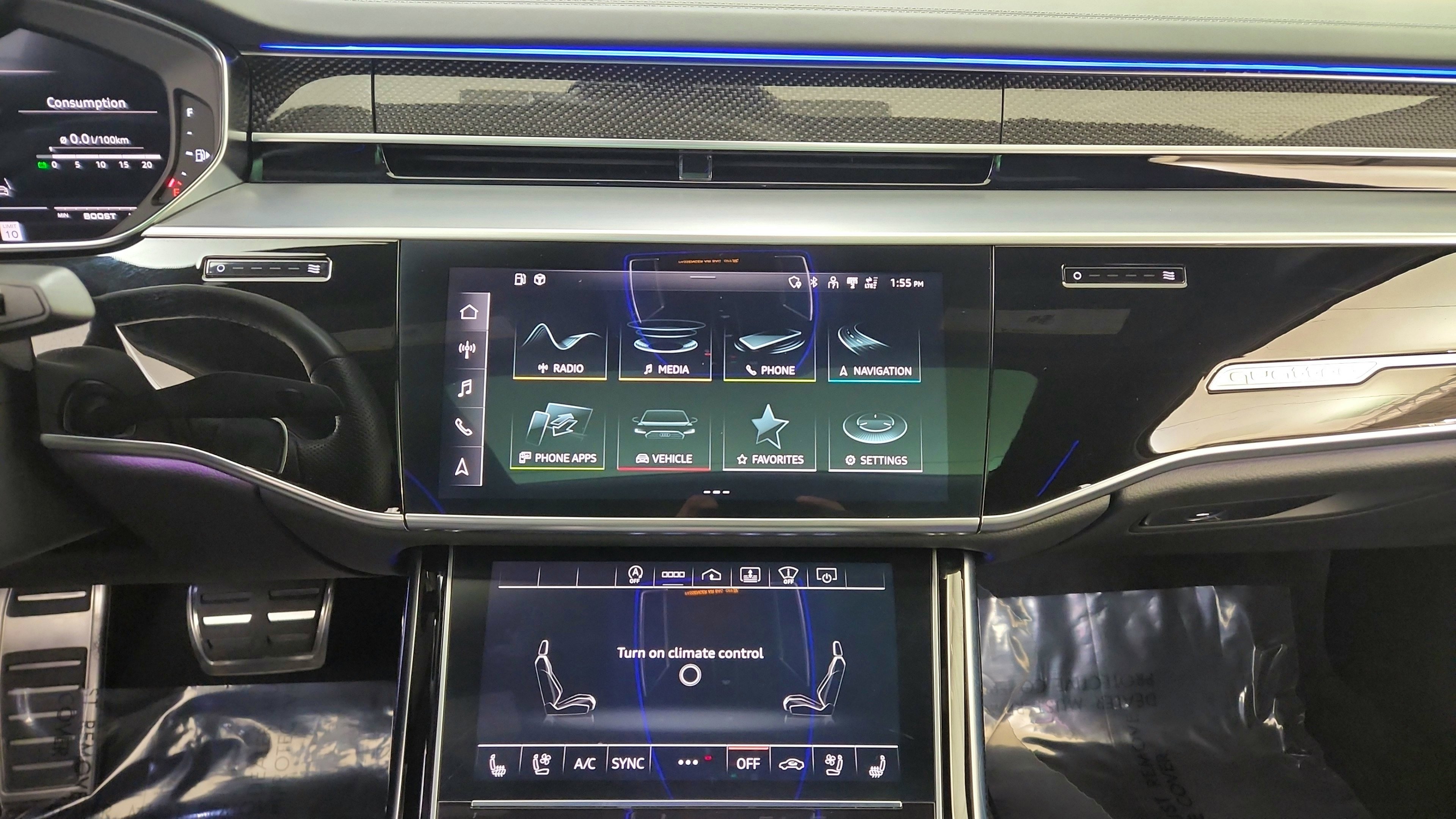 Used 2022 Audi S8 w/ S8 Comfort Plus Package AWD/4WD image 26