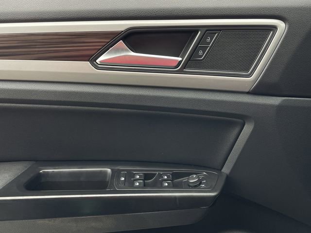 Used 2021 Volkswagen Atlas SE w/ Panoramic Sunroof Package AWD/4WD image 24