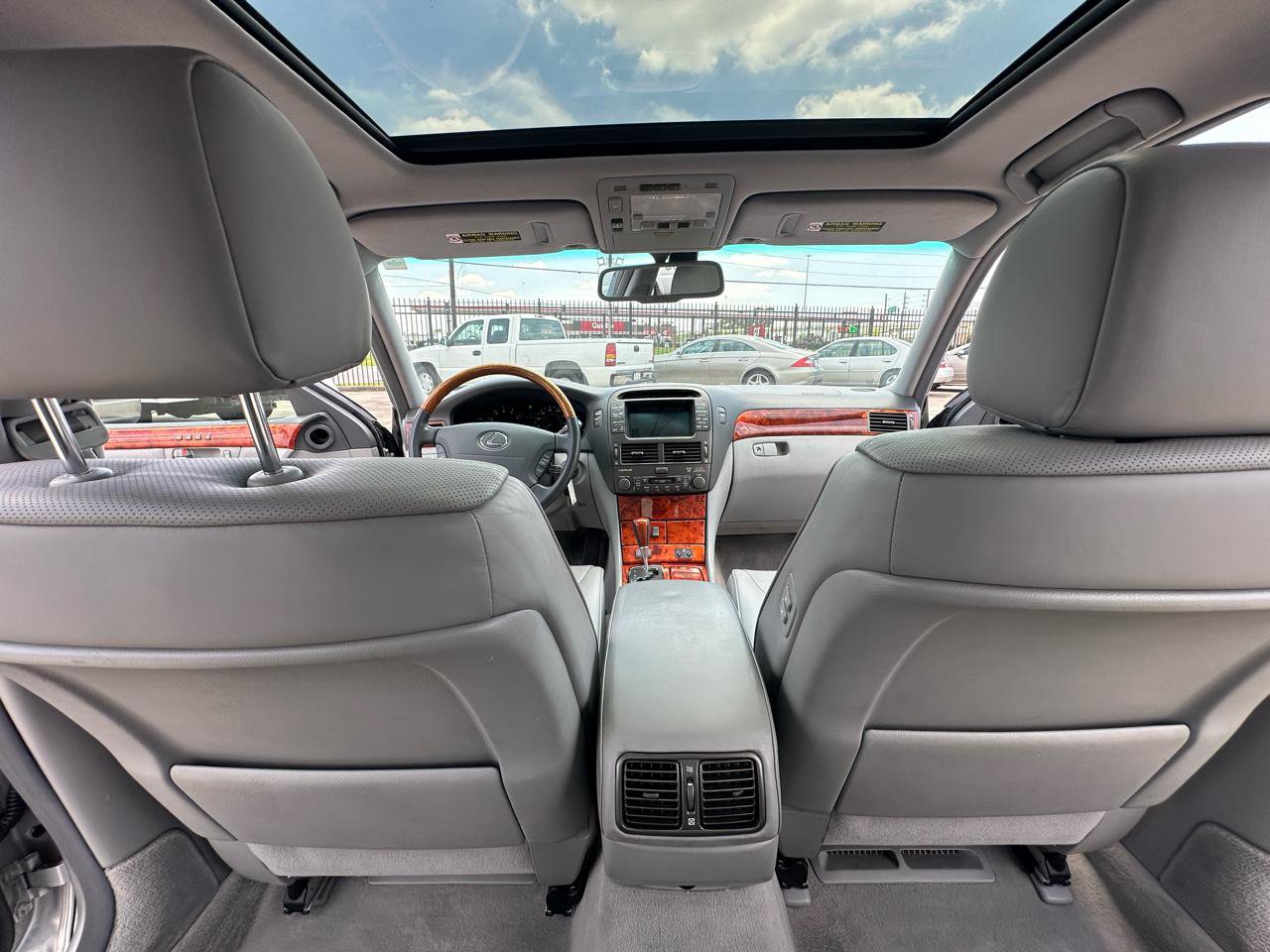 Used 2004 Lexus LS 430 RWD image 33