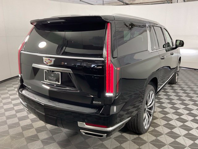 New 2026 Cadillac Escalade ESV Luxury w/ Touring Package AWD/4WD image 5