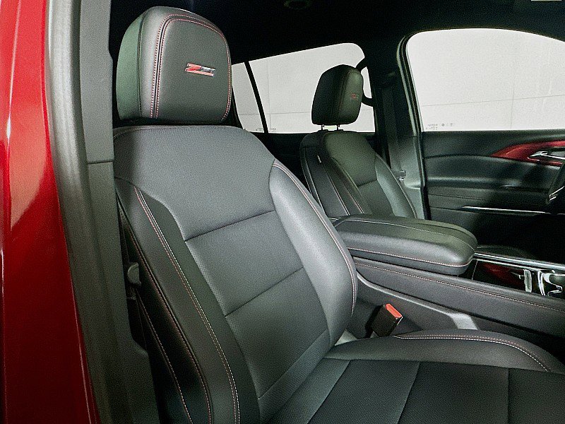 Used 2024 Chevrolet Traverse Z71 w/ Enhanced Driving Package image 27