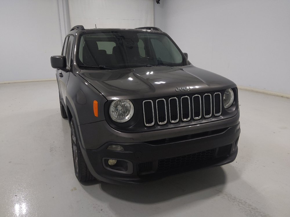 Used 2016 Jeep Renegade Latitude w/ Cold Weather Group AWD/4WD image 14
