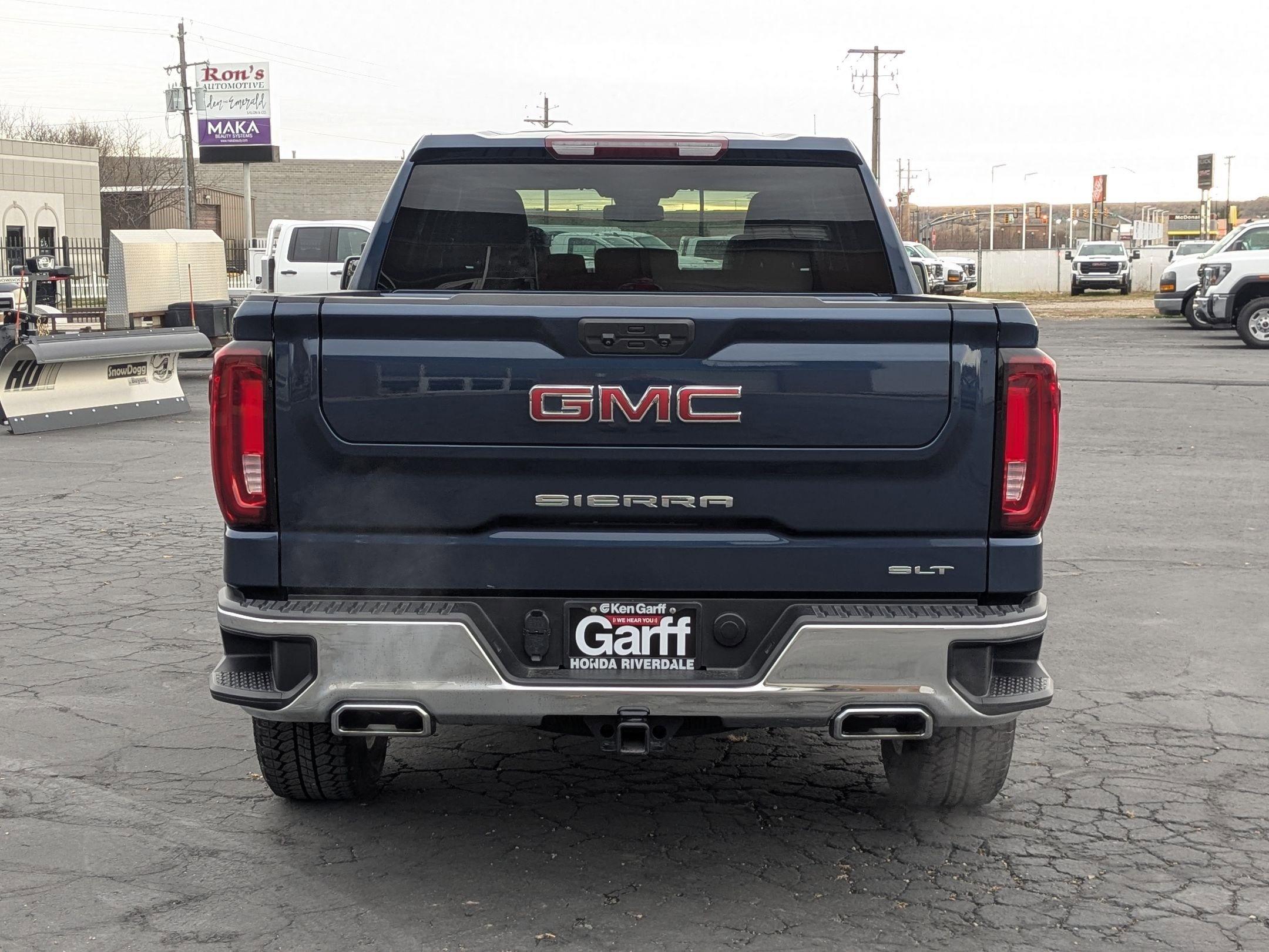 Used 2022 GMC Sierra 1500 SLT w/ SLT Convenience Package image 7