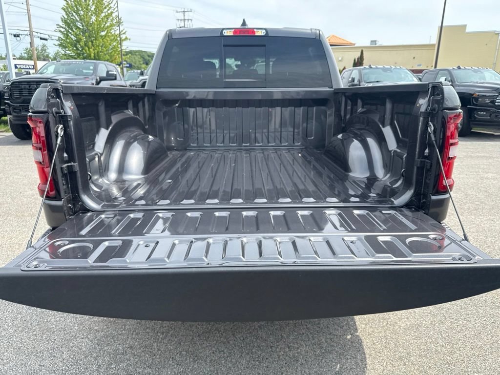 New 2026 RAM 1500 Big Horn w/ Night Edition AWD/4WD image 22