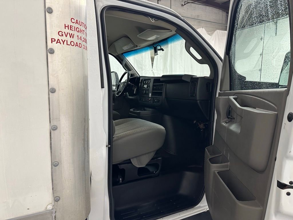 Used 2022 Chevrolet Express 3500 w/ Power Convenience Package image 39