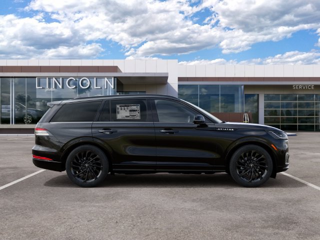 New 2027 Lincoln Aviator Reserve w/ Jet Appearance Package AWD/4WD image 5