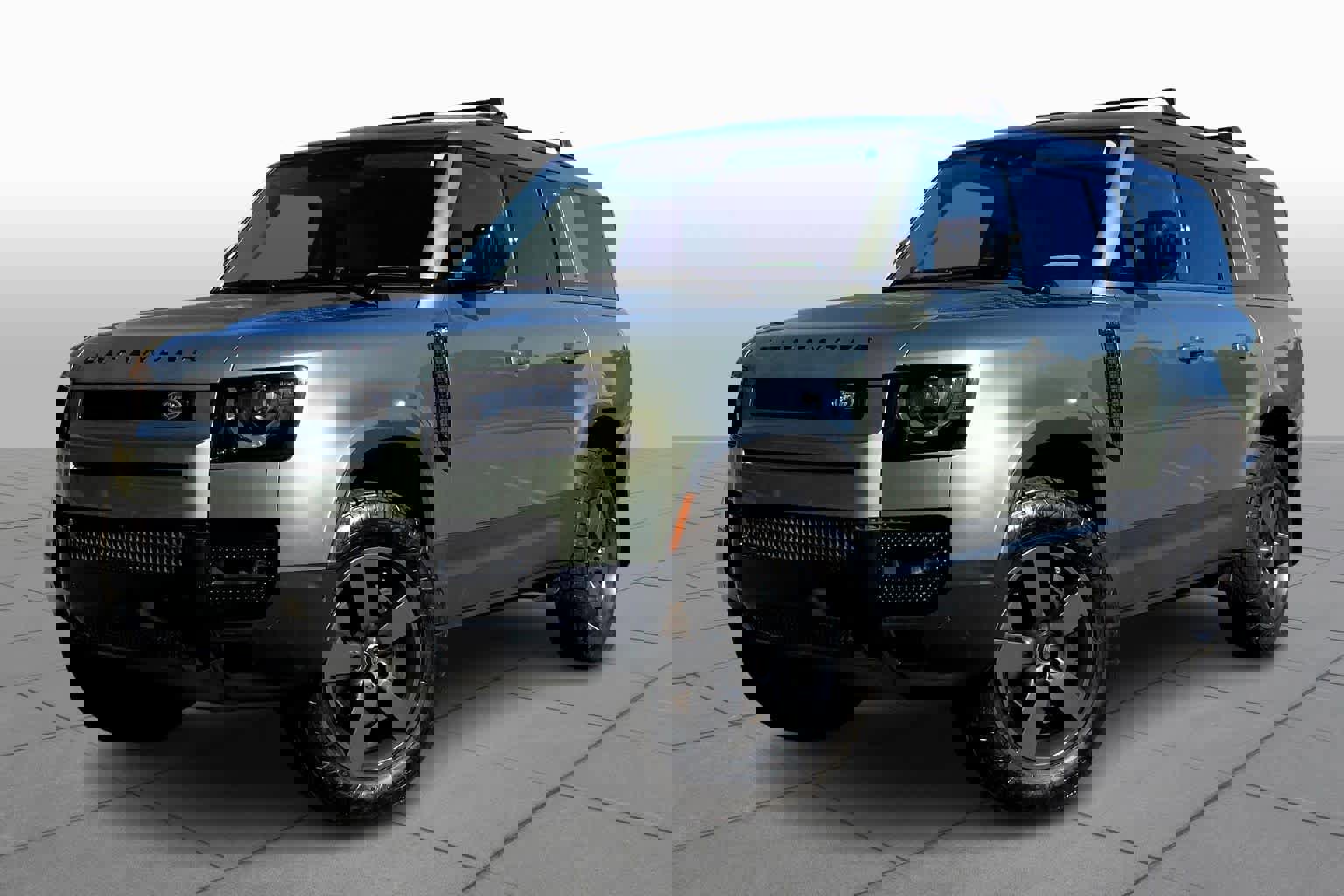 Used 2024 Land Rover Defender 130 S image 1