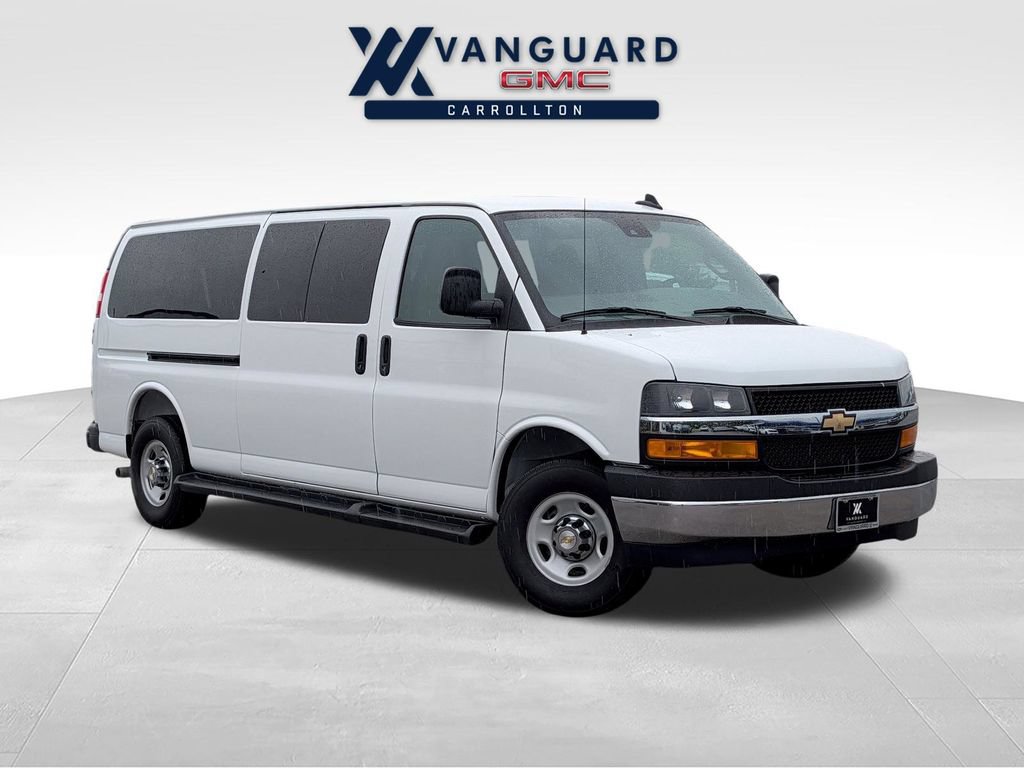 Used 2025 Chevrolet Express 3500 LT w/ LT Preferred Equipment Group