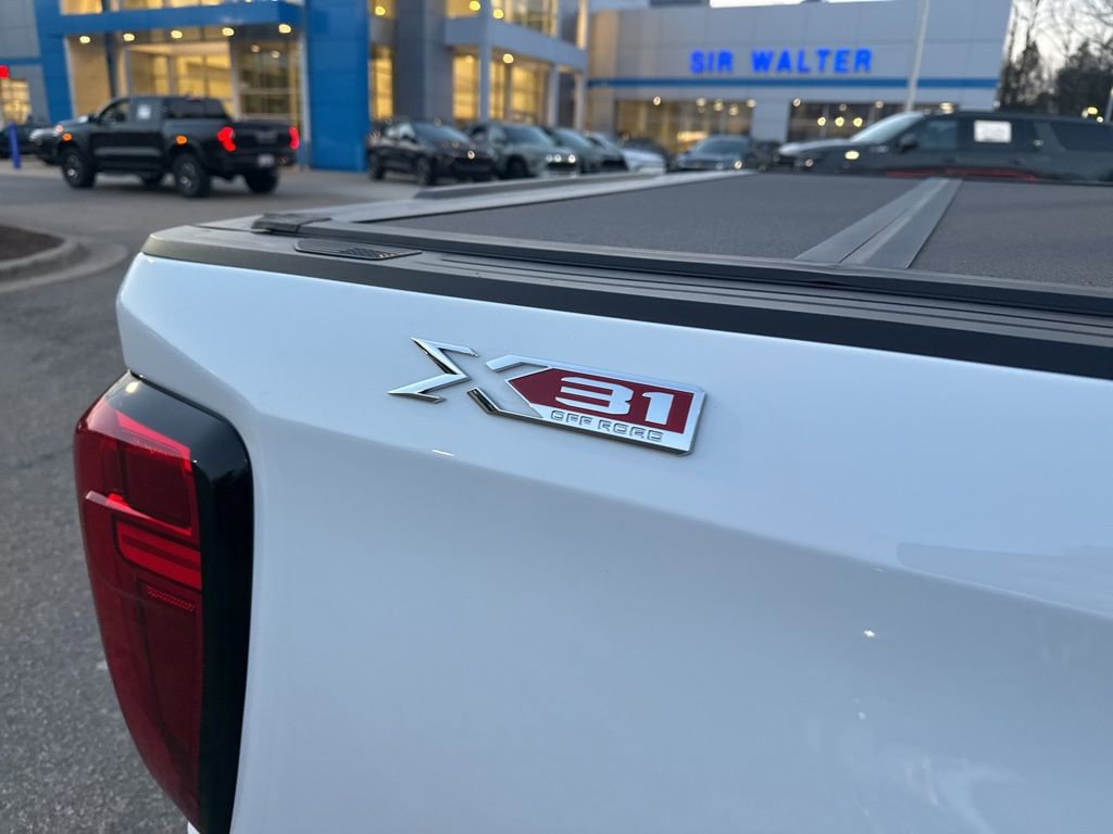 Used 2024 GMC Sierra 1500 SLT w/ SLT Premium Plus Package image 9