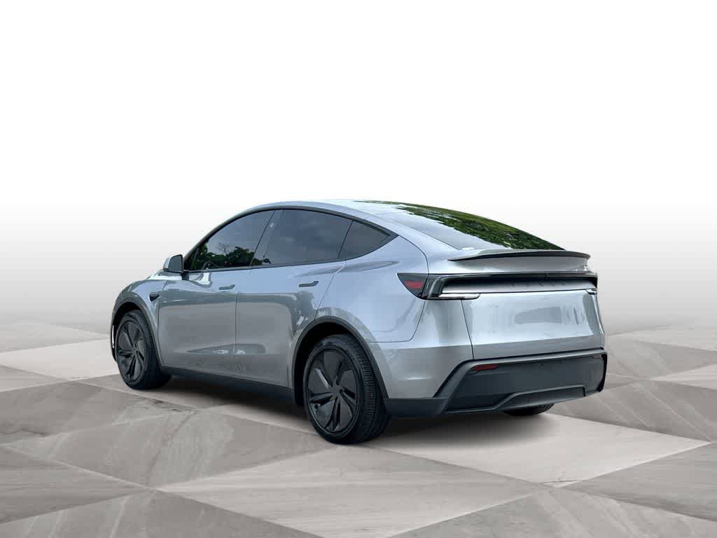 Used 2026 Tesla Model Y Long Range RWD image 6