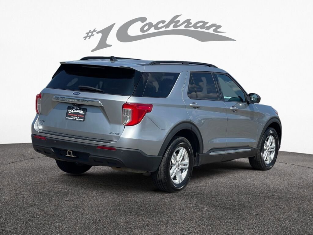 Used 2022 Ford Explorer XLT w/ Class IV Trailer Tow Package image 7