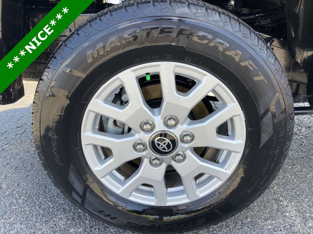 Used 2024 Toyota Tacoma SR5 image 10