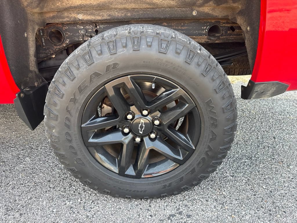 Used 2016 Chevrolet Silverado 1500 LT w/ All Star Edition AWD/4WD image 25