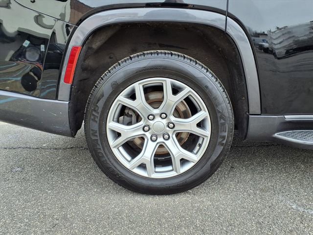 Certified 2022 Jeep Wagoneer Series II image 11