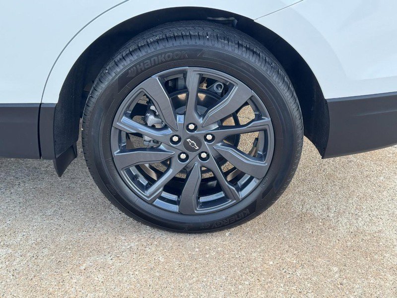 Used 2024 Chevrolet Equinox RS w/ RS Leather Package image 7