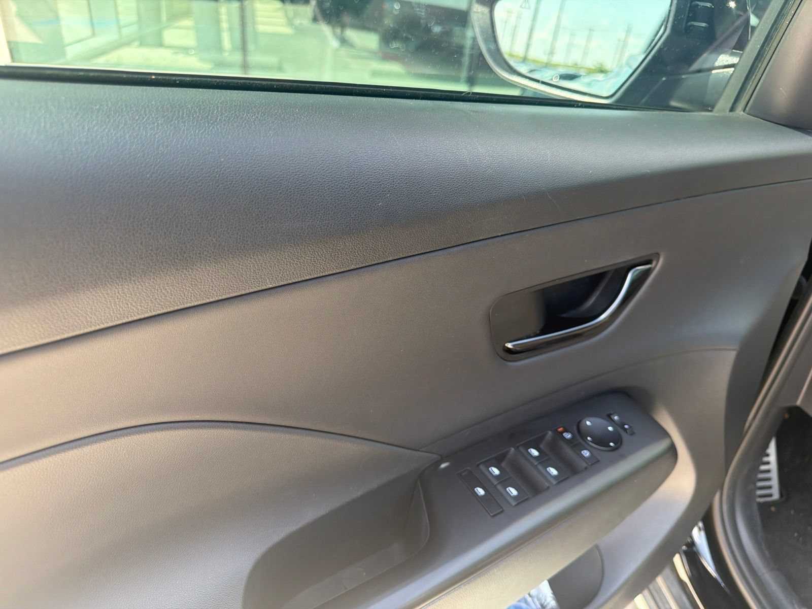 Used 2025 Hyundai Kona N Line S FWD image 16