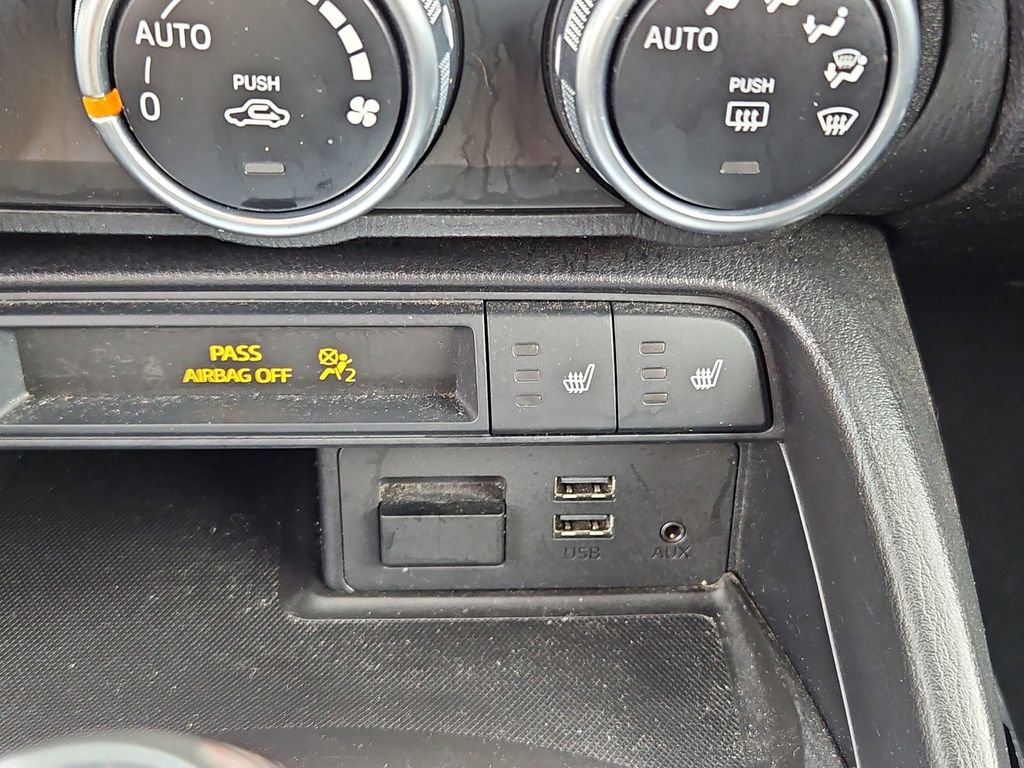 Used 2017 MAZDA MX-5 Miata Grand Touring image 24