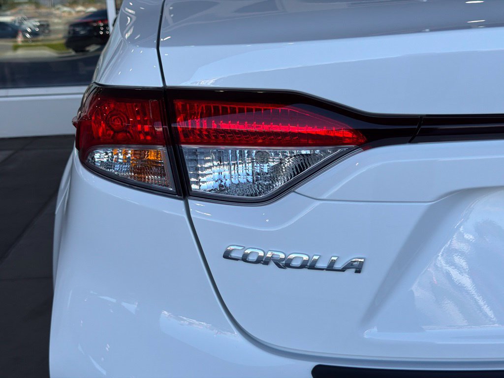 New 2027 Toyota Corolla LE FWD image 10