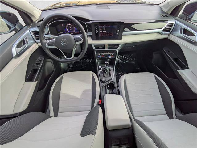 New 2026 Volkswagen Taos SE AWD/4WD image 3