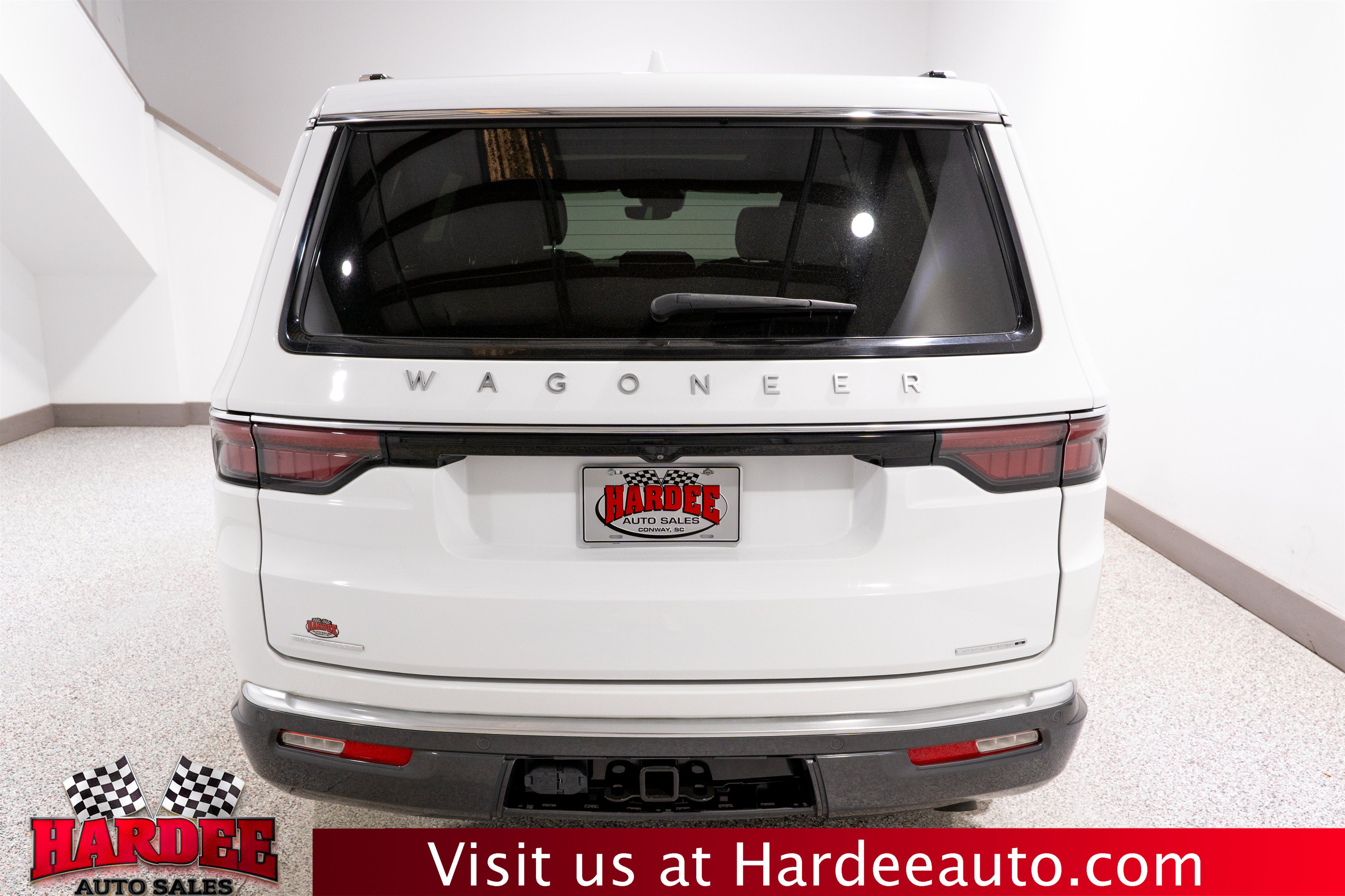 Used 2022 Jeep Wagoneer Series II w/ Premium Group I AWD/4WD image 4