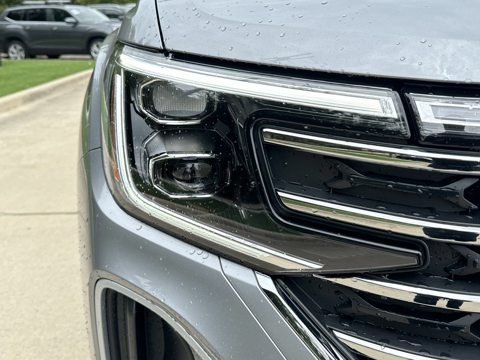 Certified 2026 Volkswagen Atlas SE image 6