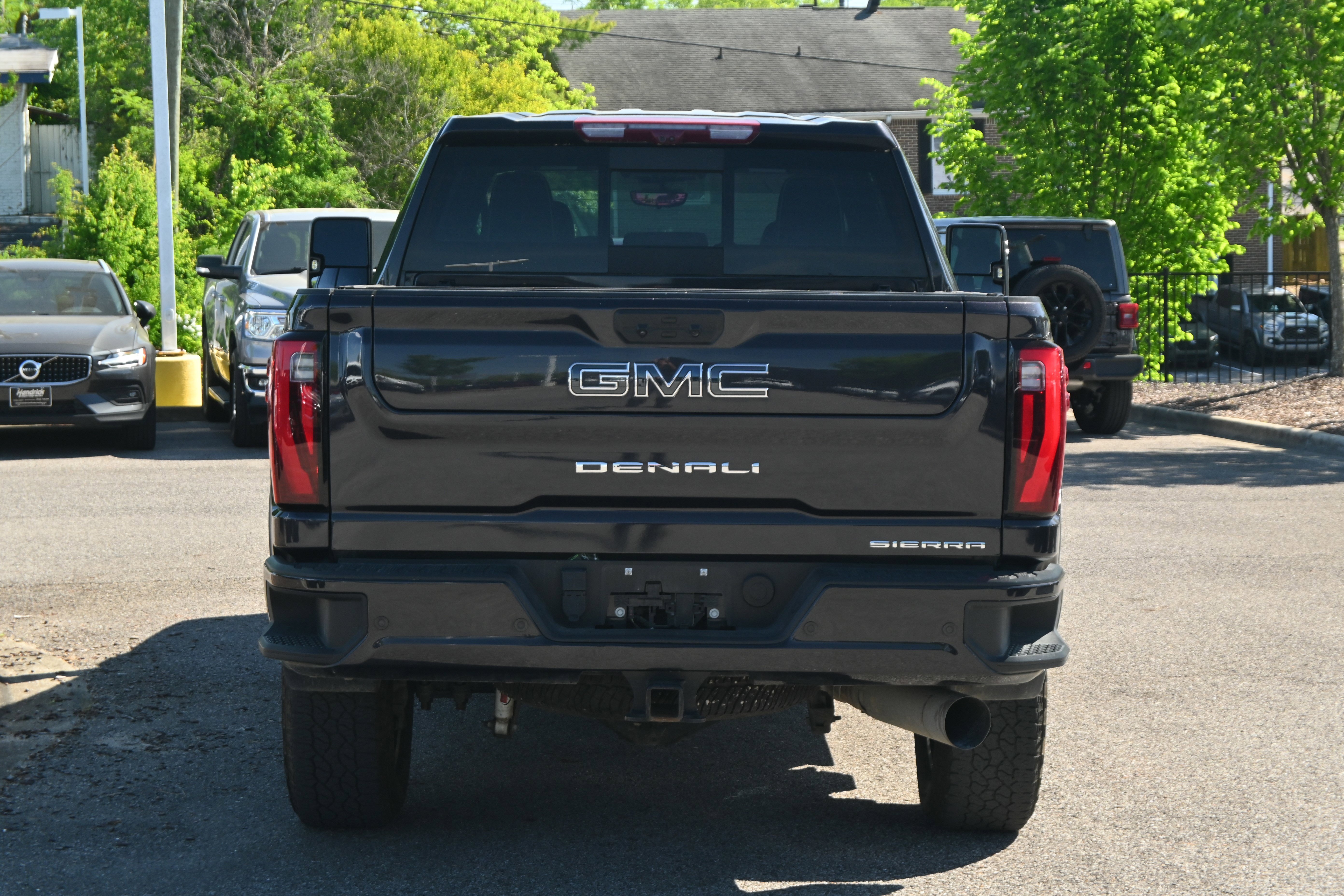 Used 2024 GMC Sierra 2500 Denali Ultimate w/ Max Trailering Package image 14