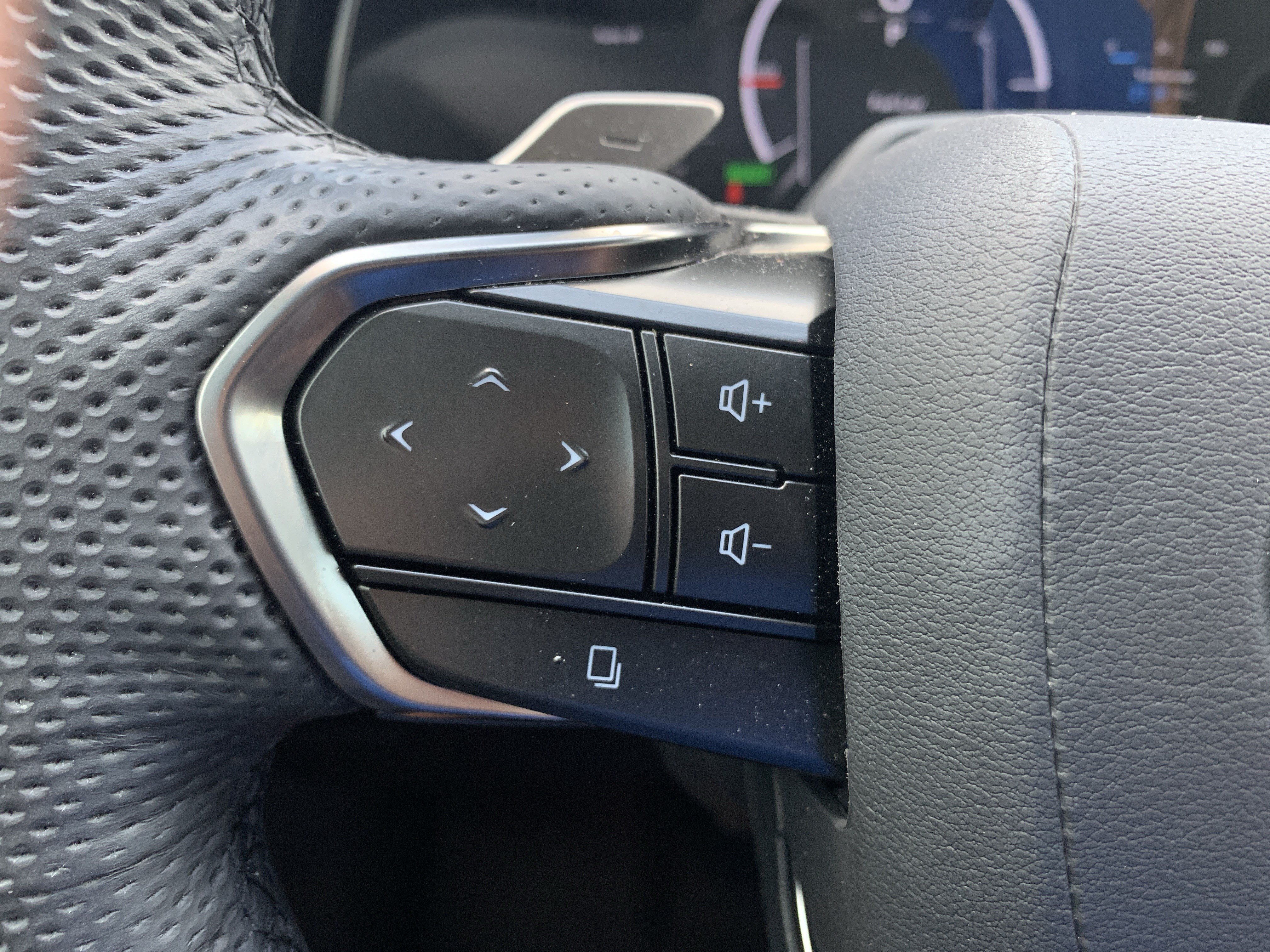 Certified 2026 Lexus TX 500h AWD w/ Technology Package image 19
