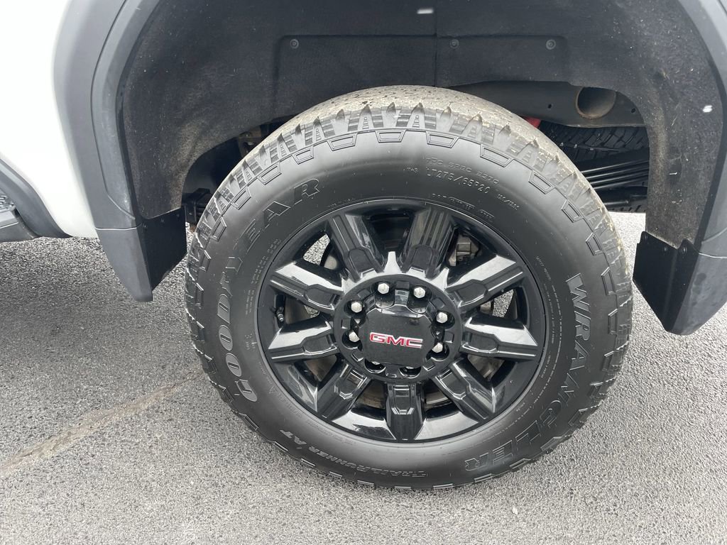 Used 2024 GMC Sierra 2500 AT4 w/ AT4 Preferred Package image 7