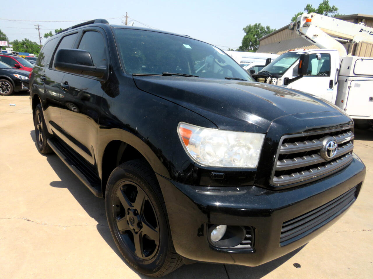 Used 2014 Toyota Sequoia SR5 w/ Sport Appearance Package image 3