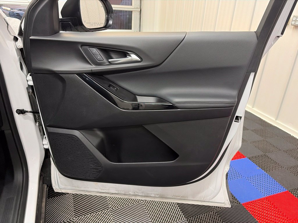 Used 2025 Chevrolet Equinox LT w/ Convenience Package II AWD/4WD image 21