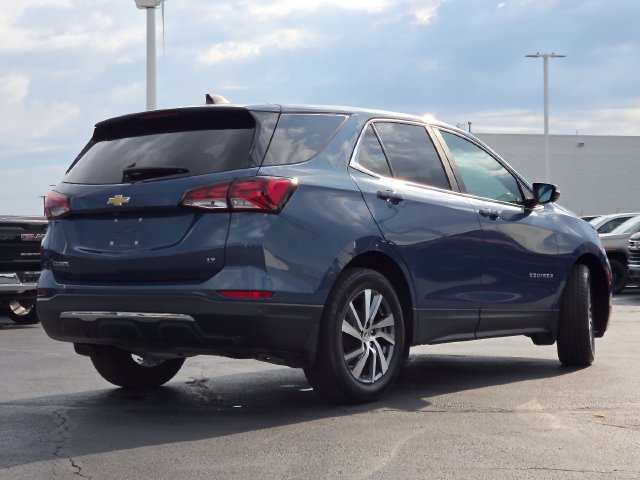 Used 2024 Chevrolet Equinox LT FWD image 15