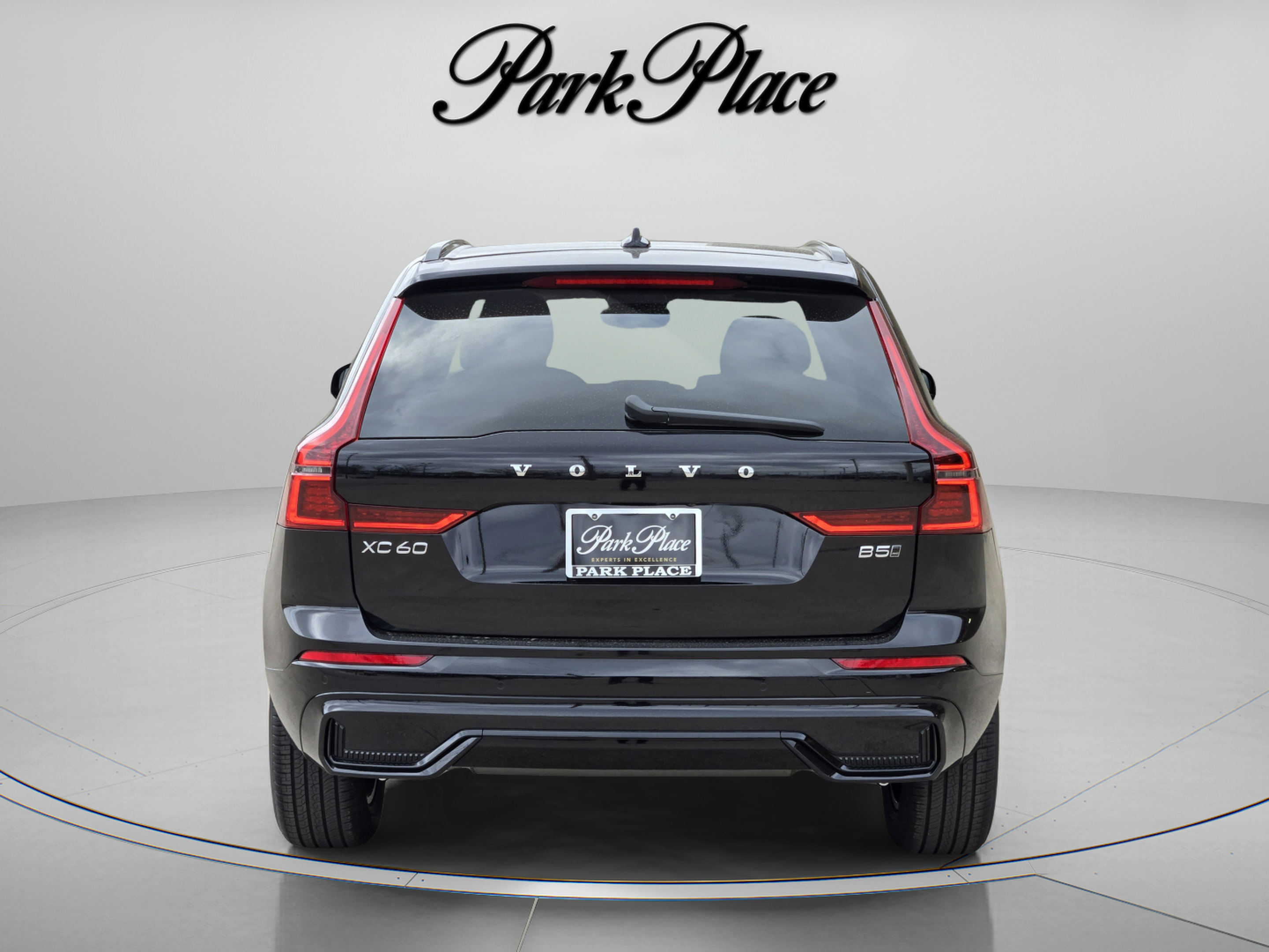 Used 2026 Volvo XC60 B5 Core AWD/4WD image 4