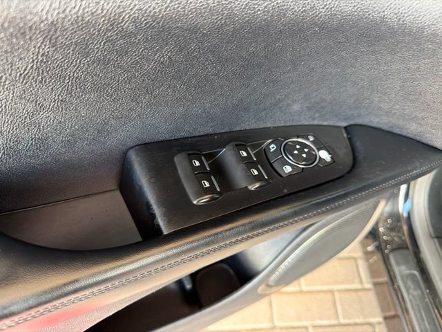 Used 2018 Lincoln MKX Reserve w/ Cargo Utility Package FWD image 12