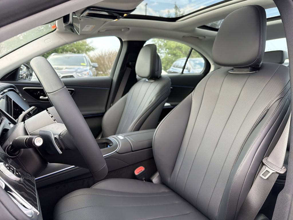 New 2026 Mercedes-Benz E 450 4MATIC Sedan image 12