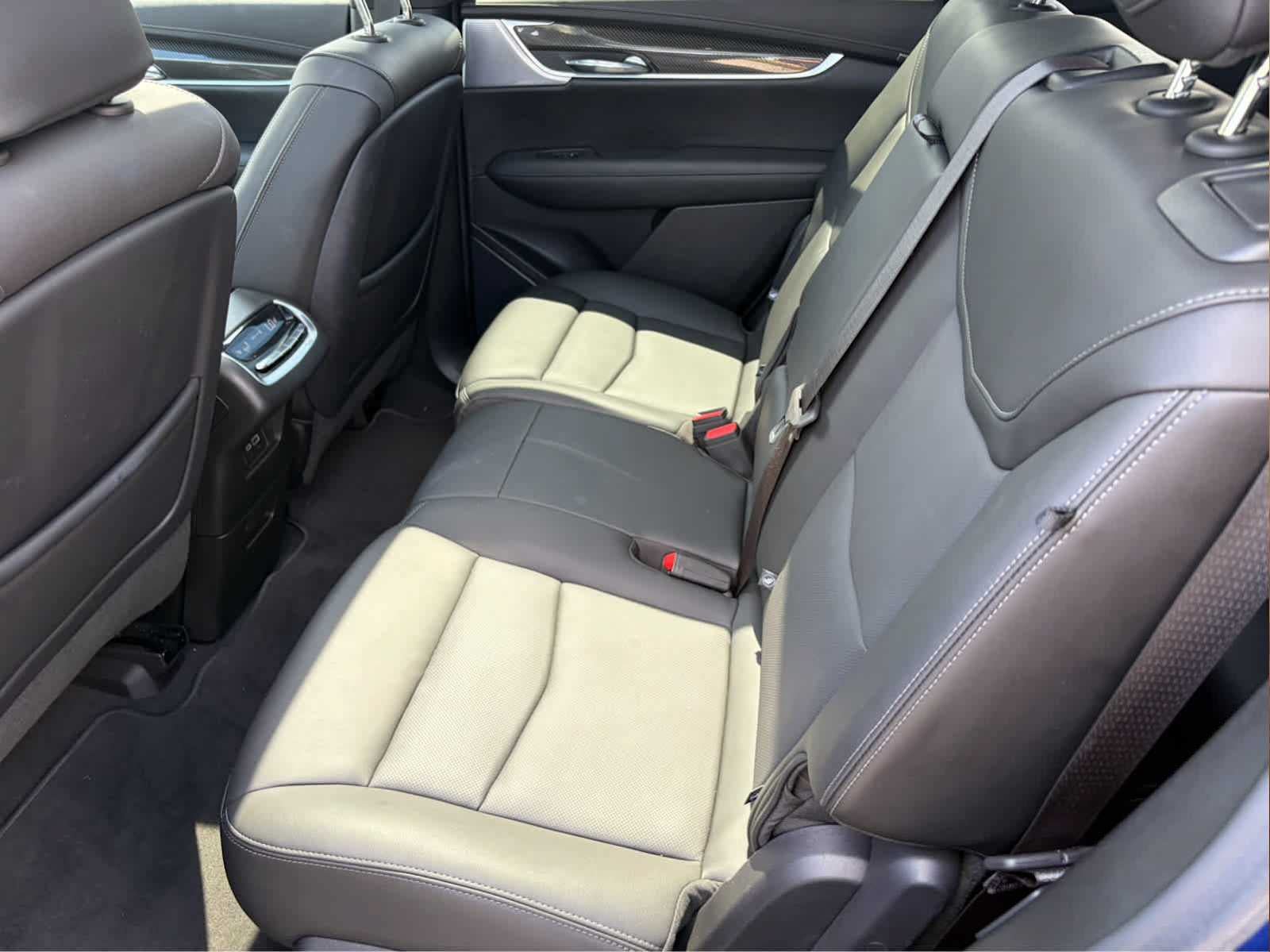 Used 2024 Cadillac XT6 Sport AWD/4WD image 24