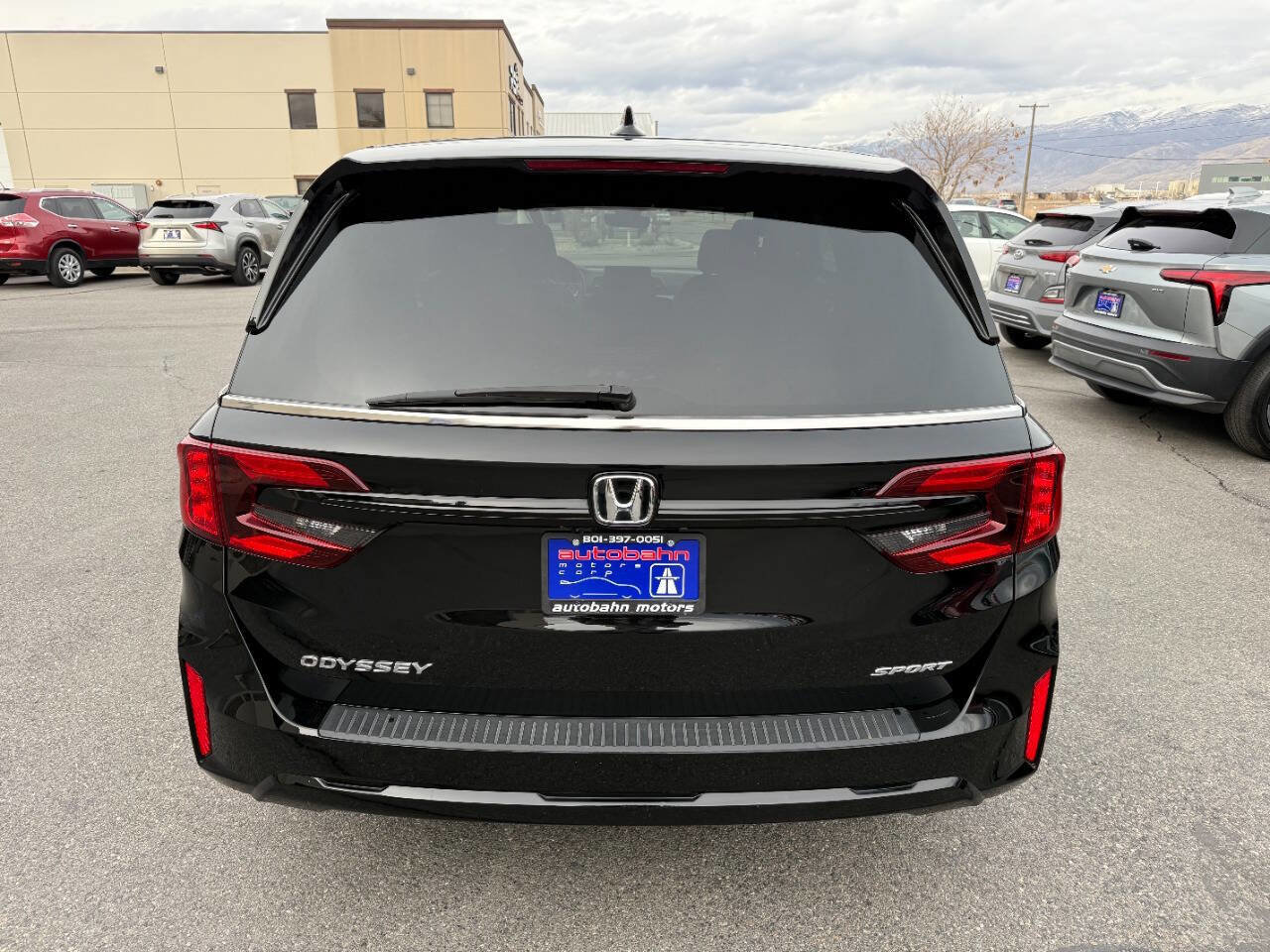 Used 2025 Honda Odyssey Sport-L image 7