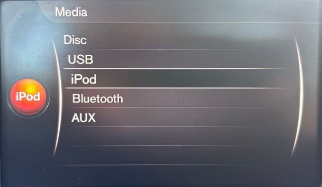 Used 2018 Volvo S60 T5 Dynamic image 34