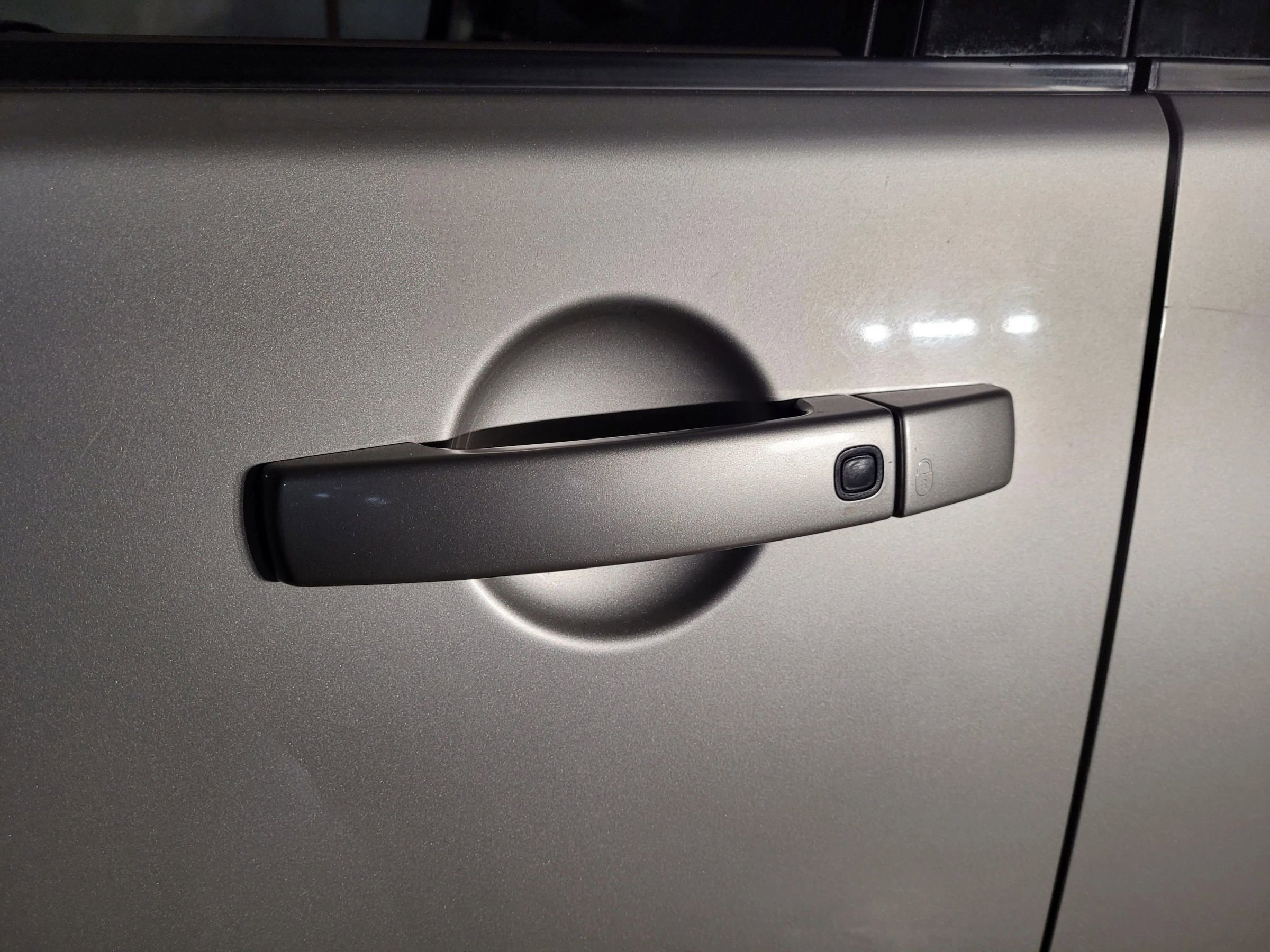 Used 2015 Land Rover LR4 HSE LUX image 15