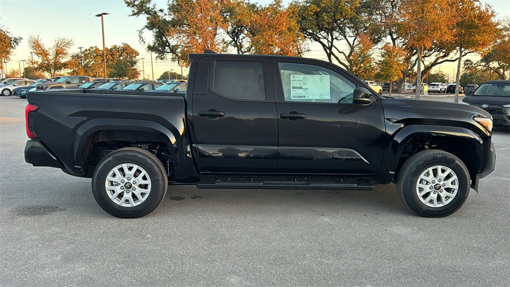 New 2025 Toyota Tacoma SR5 image 4