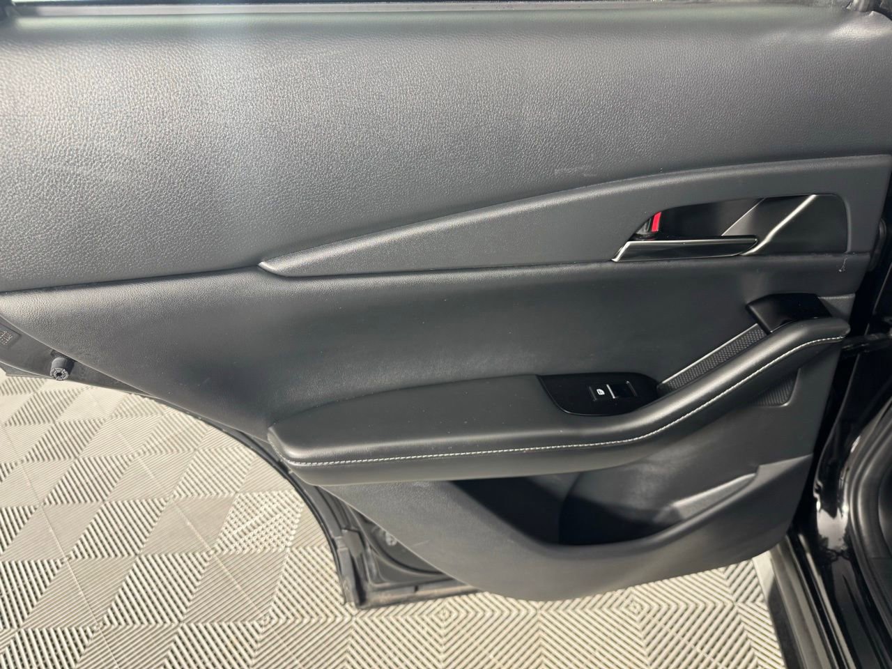 Used 2025 MAZDA CX-30 AWD 2.5 S w/ Preferred Package image 24