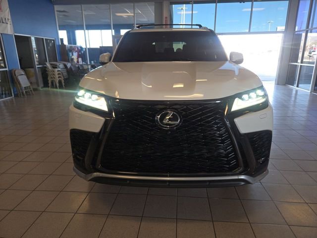 Used 2024 Lexus LX 600 F Sport image 3