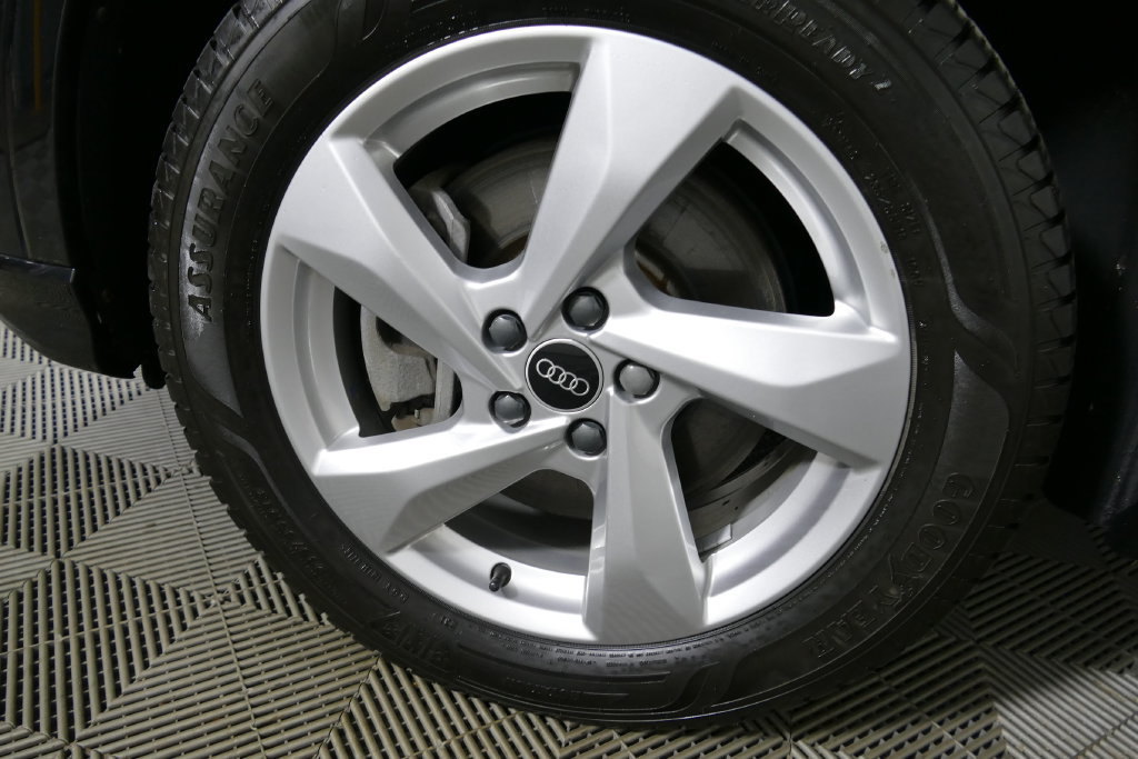 Used 2021 Audi Q3 2.0T Premium AWD/4WD image 9