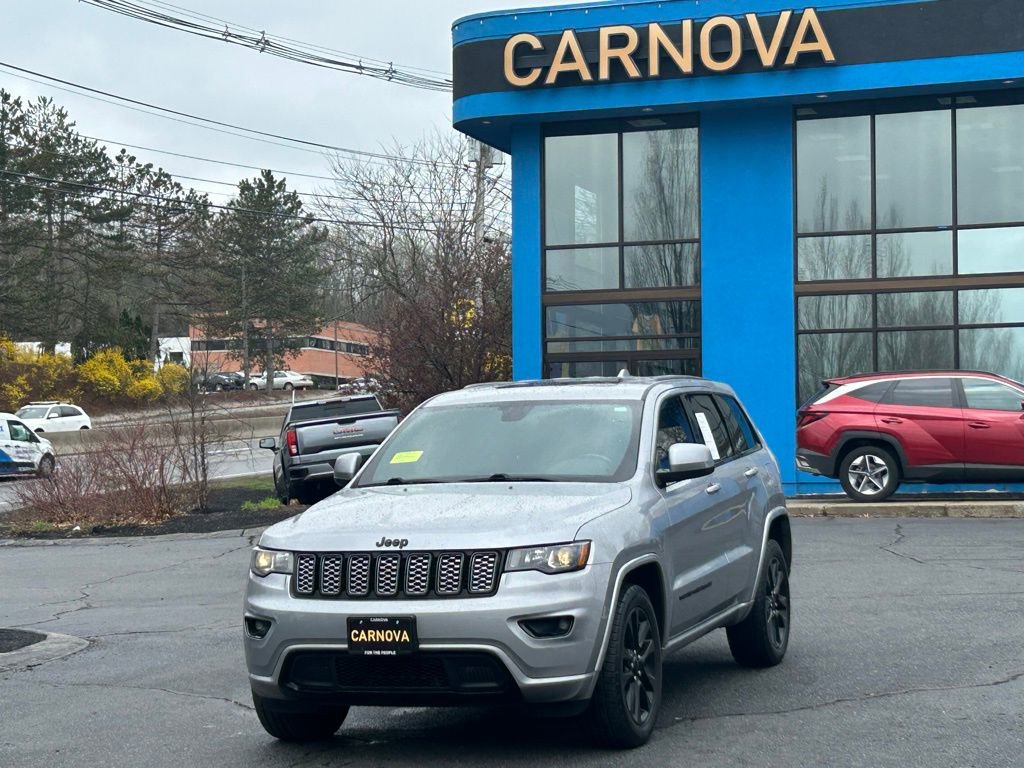 Used 2019 Jeep Grand Cherokee Altitude AWD/4WD image 1