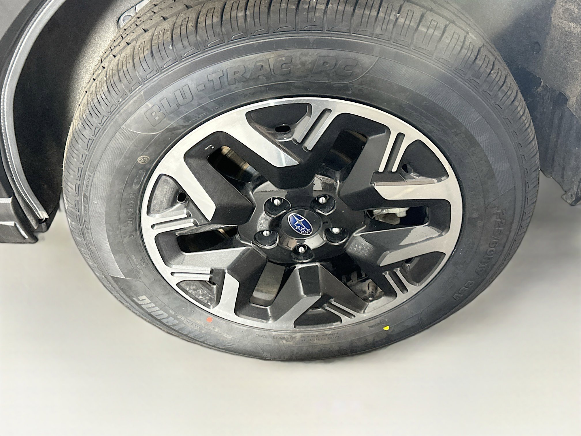 Used 2025 Subaru Forester Premium w/ Convenience Package #1 image 11