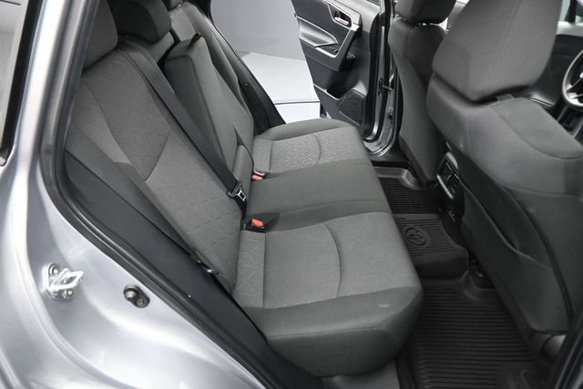 Used 2024 Toyota RAV4 XLE FWD image 16