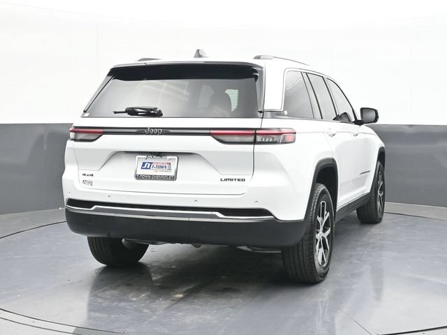 Used 2024 Jeep Grand Cherokee Limited w/ Trailer Tow Package AWD/4WD image 12
