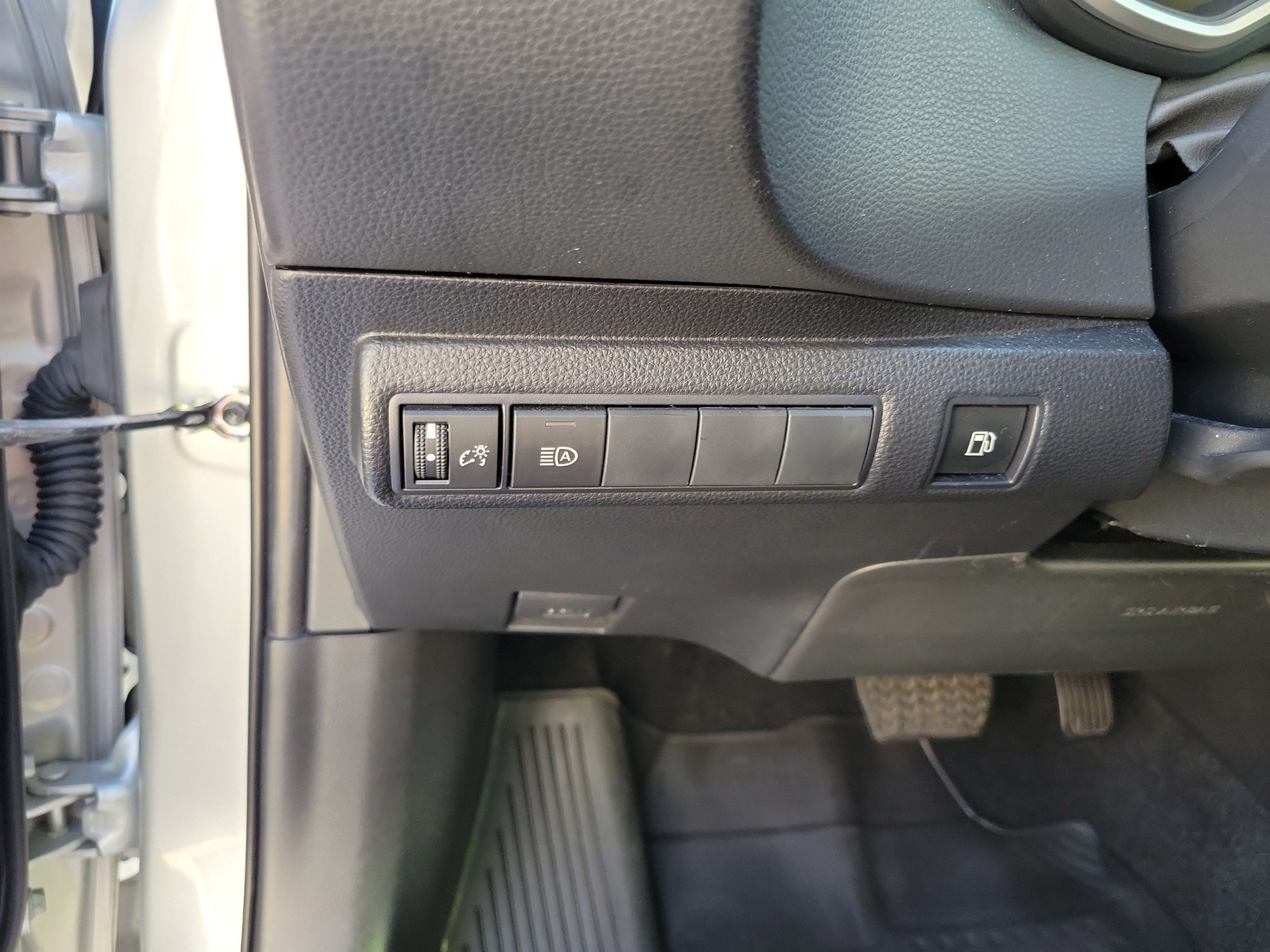 Certified 2023 Toyota Corolla XLE FWD image 11
