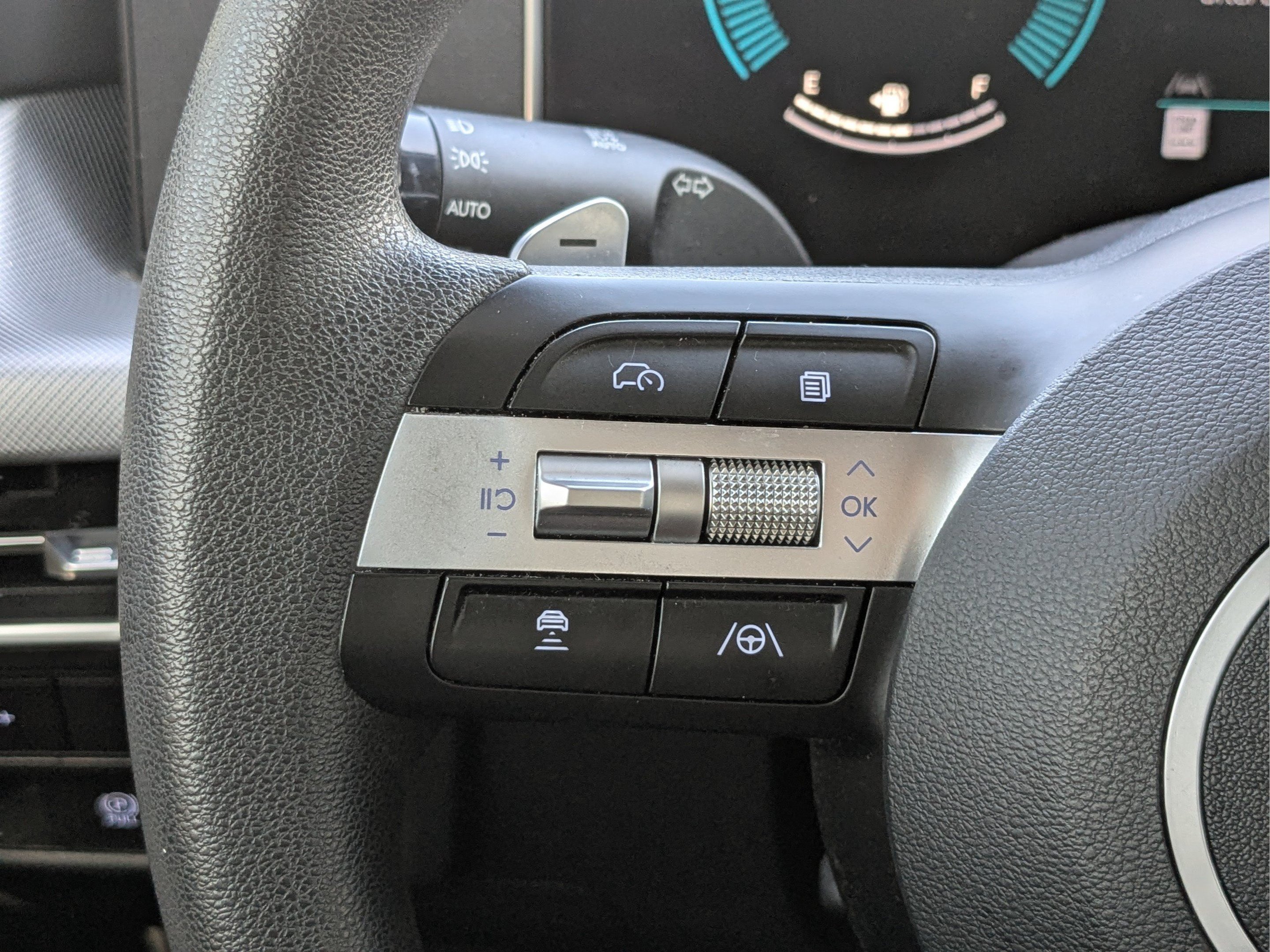 Used 2024 Hyundai Sonata SEL FWD image 17